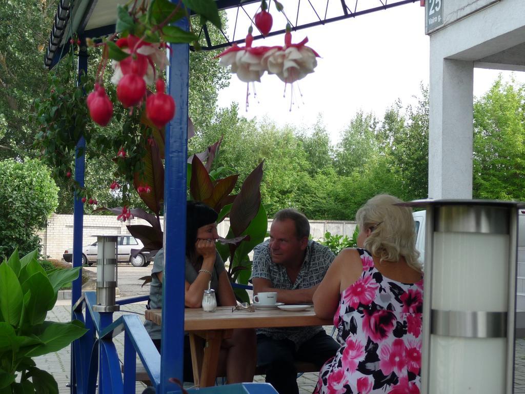 Skaistaziede Otel Šiauliai Dış mekan fotoğraf