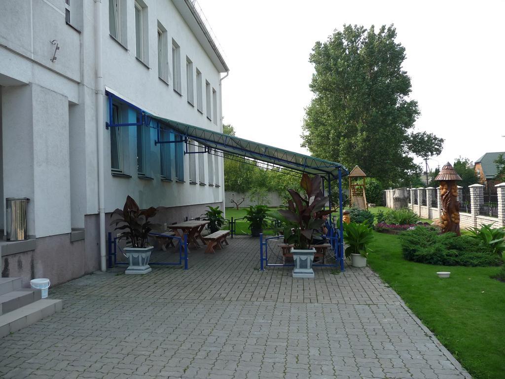 Skaistaziede Otel Šiauliai Dış mekan fotoğraf